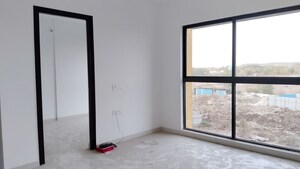 Room in 2 BHK Apartment at Lodha Palava Crown, Dombivli East – for Rent