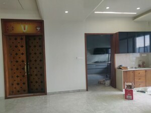 Room in 3 BHK Apartment at Empire Square Jubilee Hills, Jubilee Hills – for Rent