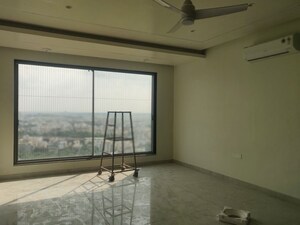 Room in 3 BHK Apartment at Empire Square Jubilee Hills, Jubilee Hills – for Rent