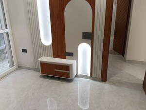 Bathroom in 3 BHK Builder Floor at Vasundhara Sector 1 – for Sale