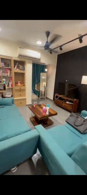 2 BHK Apartment For Rent in Green Crest Apartment, Andheri West
