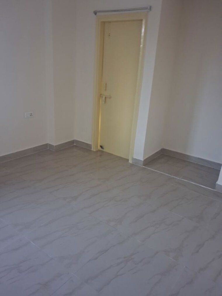 Room, argora chowk 3 Bedroom 1500 Sq.Ft. Apartment In Argora Chowk Ranchi 10778010
