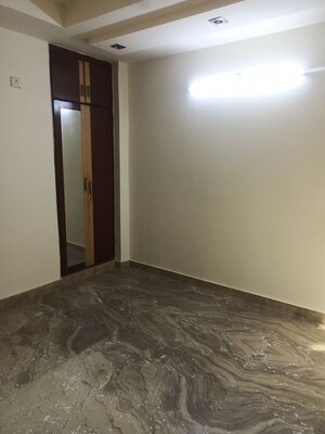 2 BHK Builder Floor For Rent in Shahdara