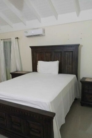 Bedroom in 2 BHK Apartment at Idpl Colony – for Sale