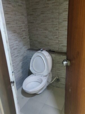 Bathroom in 3 BHK Apartment at Hill View Banjara Hills, Banjara Hills – for Rent