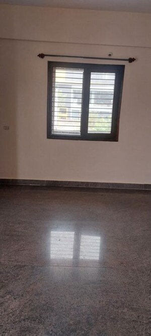 Room in 3 BHK Apartment at Basavanagudi – for Rent