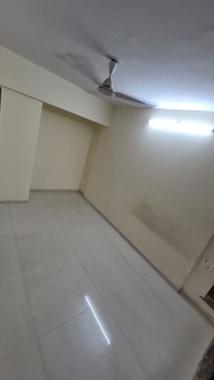 Room in 1 BHK Apartment at Mira Sagar, Bhayandar East – for Rent