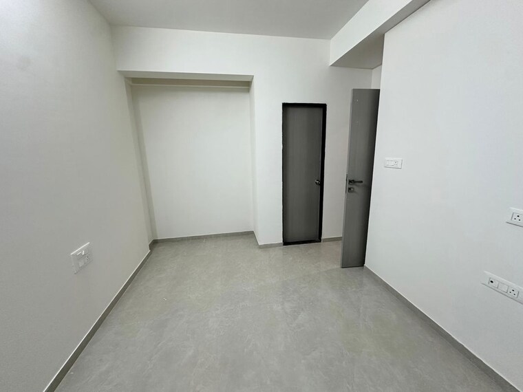 Room, cosmos-enclave 2 Bedroom 648 Sq.Ft. Apartment In Kasarvadavali Thane 10778179