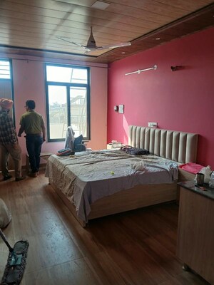 Bedroom in 1 BHK Apartment at Lohgarh – for Rent