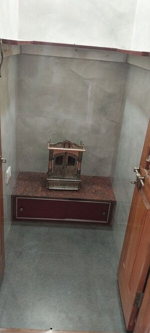 Furnished Amenities in 2 BHK Apartment at Basavanagudi – for Rent