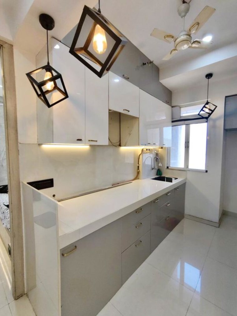 Kitchen, hiranandani-solitaire-studio-apartment 1 RK 450 Sq.Ft. Apartment In Ghodbunder Road Thane 10778199