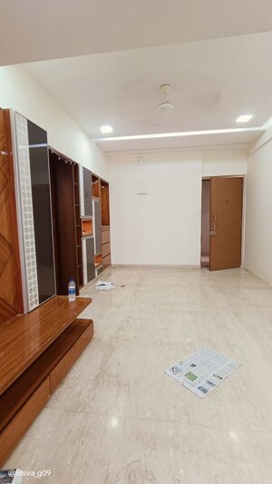 Room in 1 BHK Apartment at Prabhadevi – for Rent