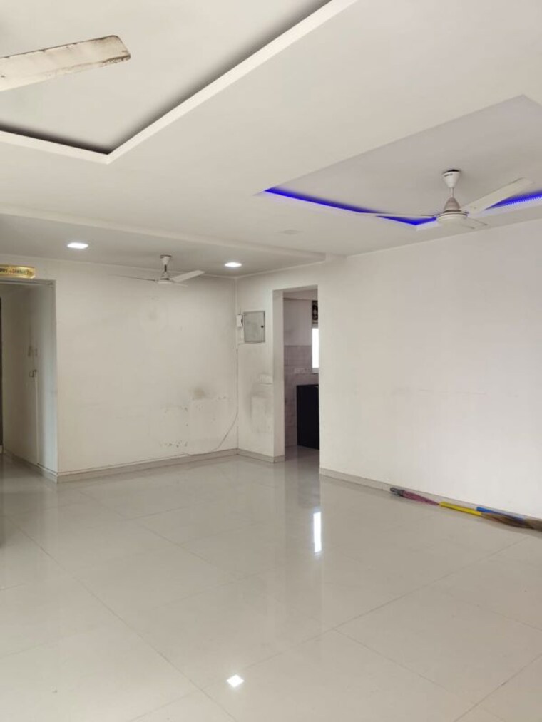 Dining area, dlh-orchid 3 Bedroom 1070 Sq.Ft. Apartment In Andheri West Mumbai 10778217