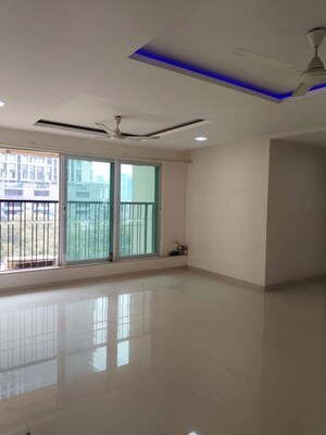 Hall in 3 BHK Apartment at DLH Orchid, Andheri West – for Sale
