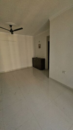 Room in 2.5 BHK Apartment at Cosmos Express 99, Sector 99 – for Sale