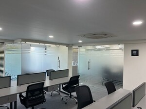  Office Space For Rent in Thaltej