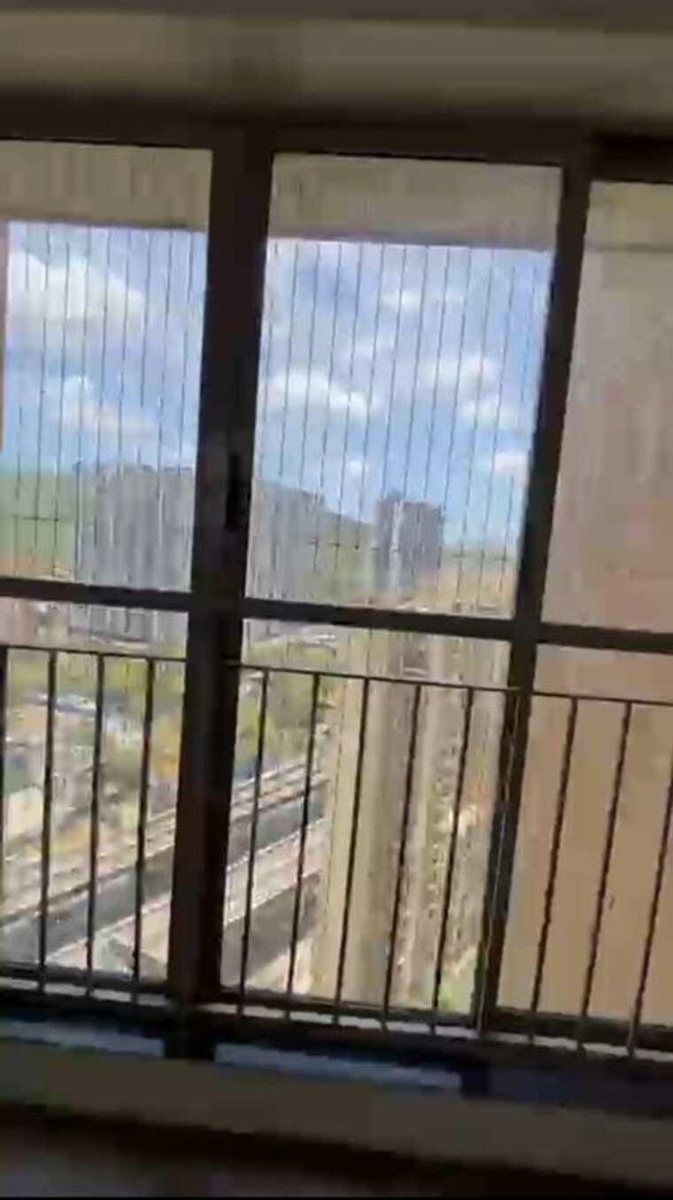 Balcony, lodha-tiara 2.5 Bedroom 620 Sq.Ft. Apartment In Ghodbunder Road Thane 10778239