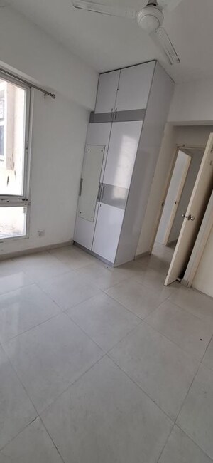 Room in 2 BHK Apartment at Signature Global The Millennia, Sector 37d – for Rent