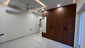 Room in 3 BHK Apartment at Sumadhura The Olympus, Financial District – for Rent