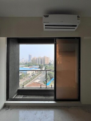 Room in 2.5 BHK Apartment at USD Unique Vistas, Manpada – for Rent