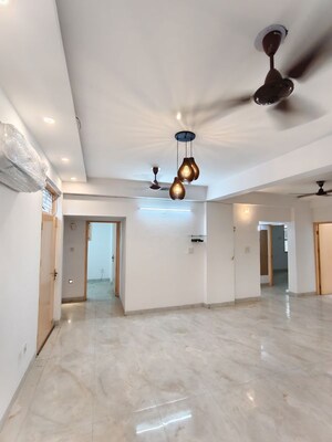 Room in 3.5 BHK Apartment at Sector 7 Dwarka – for Sale