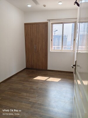 2.5 BHK Apartment For Rent in Lotus Panache, Sector 110