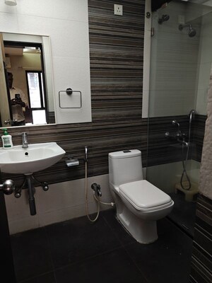 Bathroom in 3 BHK Apartment at Prabhat Road – for Rent