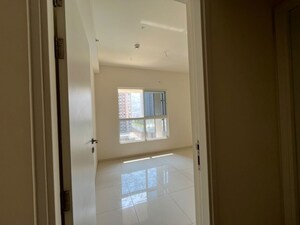Room in 1 BHK Apartment at Godrej Hill Retreat, Mahalunge – for Rent