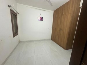 Room in 1 BHK Builder Floor at Hsr Layout – for Rent