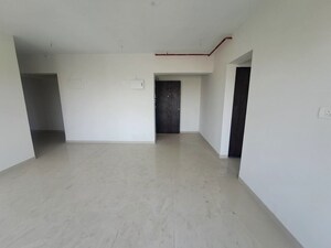 Room in 3 BHK Apartment at Roswalt Ray, Dahisar East – for Rent