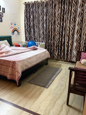 Bedroom in 2 BHK Independent House at Sector 56 – for Rent