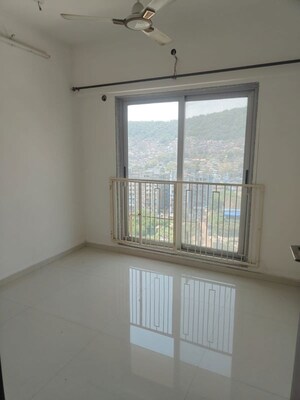 2 BHK Apartment For Rent in Mayfair The View, Vikhroli West