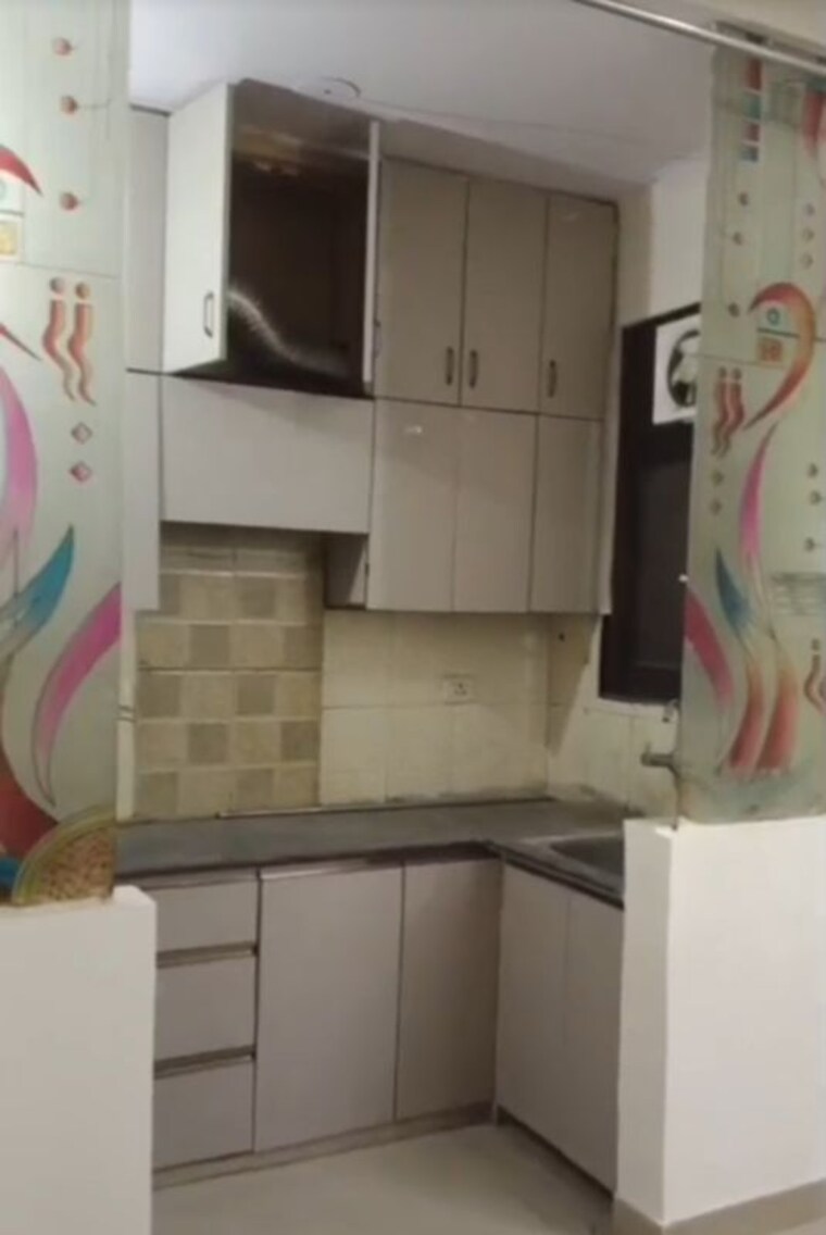 Kitchen, shakti khand iii 1 Bedroom 550 Sq.Ft. Builder Floor In Shakti Khand Iii Ghaziabad 10778364