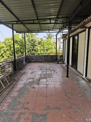 Parking in 3 BHK Apartment at Fergusson College Road – for Rent