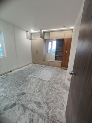 Room in 3 BHK Apartment at Praneeth Pranav Solitaire, Bachupally – for Rent