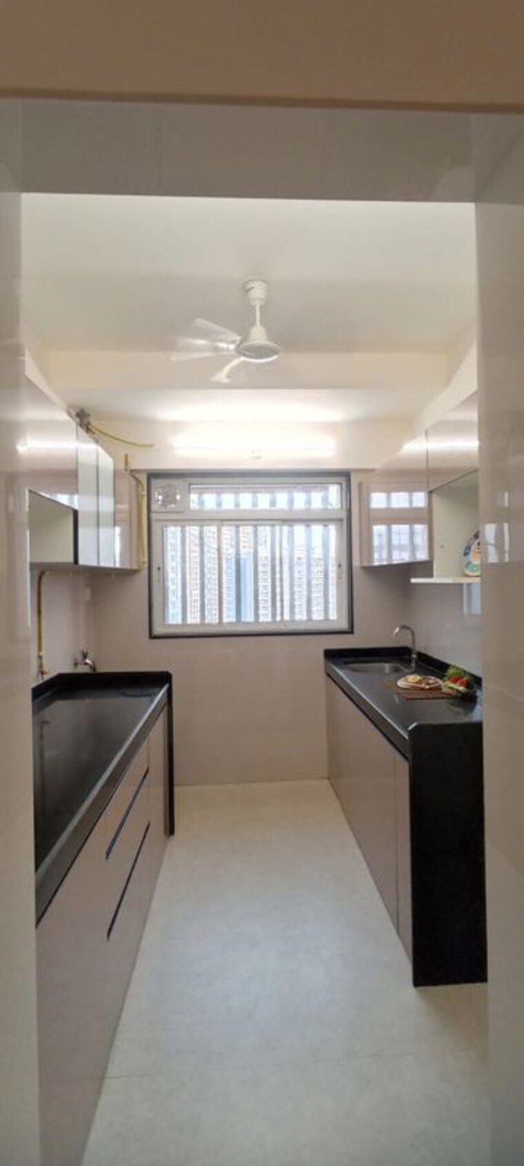 Kitchen, adani-ten-bkc 3 Bedroom 1113 Sq.Ft. Apartment In Bandra East Mumbai 10778431
