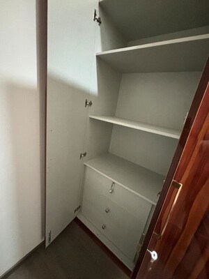 Furnished Amenities in 3 BHK Builder Floor at Sector 43 – for Rent