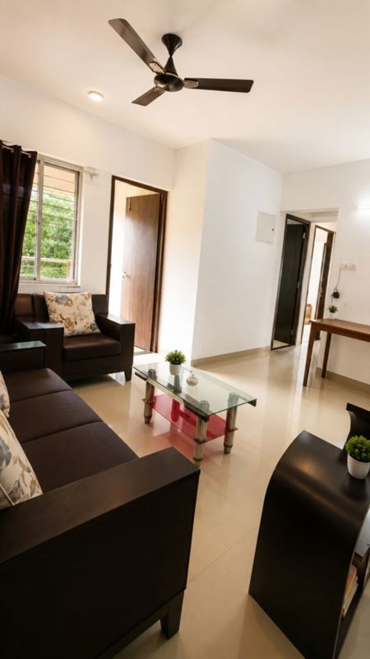 Living Room, vilas-javdekar-yashwin-royal 2.5 Bedroom 1300 Sq.Ft. Apartment In Narhe Pune 10778450