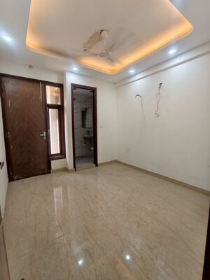 Room in 3 BHK Builder Floor at Chattarpur – for Sale