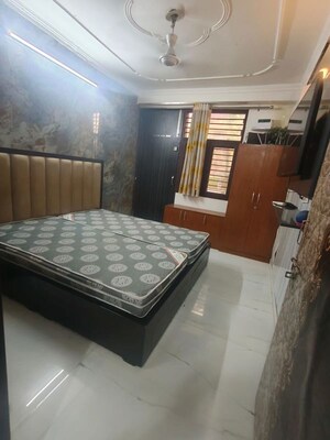 Bedroom in 1 BHK Builder Floor at Chattarpur – for Rent