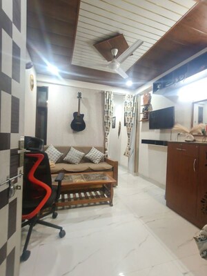 1 BHK Builder Floor For Rent in Chattarpur