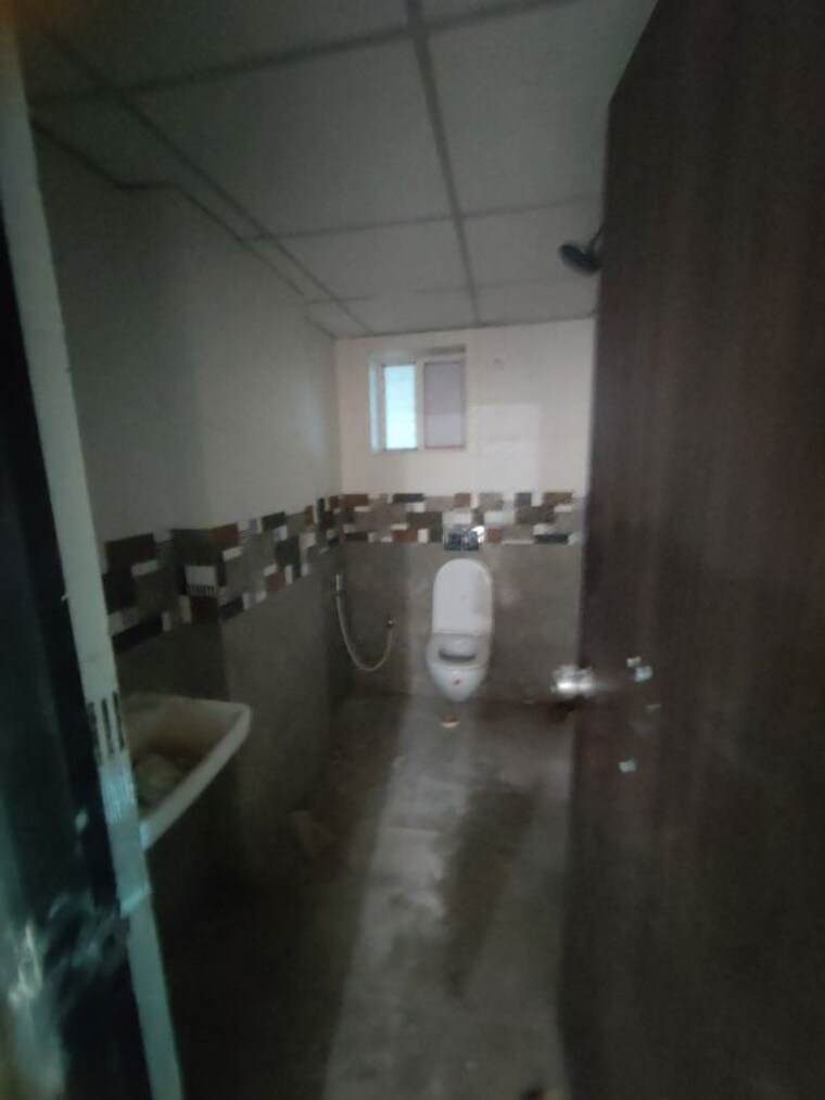 Bathroom, praneeth-pranav-solitaire 2 Bedroom 1210 Sq.Ft. Apartment In Bachupally Hyderabad 10778471