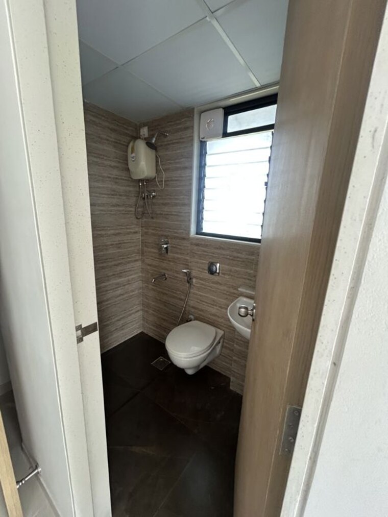 Washroom, lodha-palava-crown 1 Bedroom 322 Sq.Ft. Apartment In Dombivli East Thane 10778474