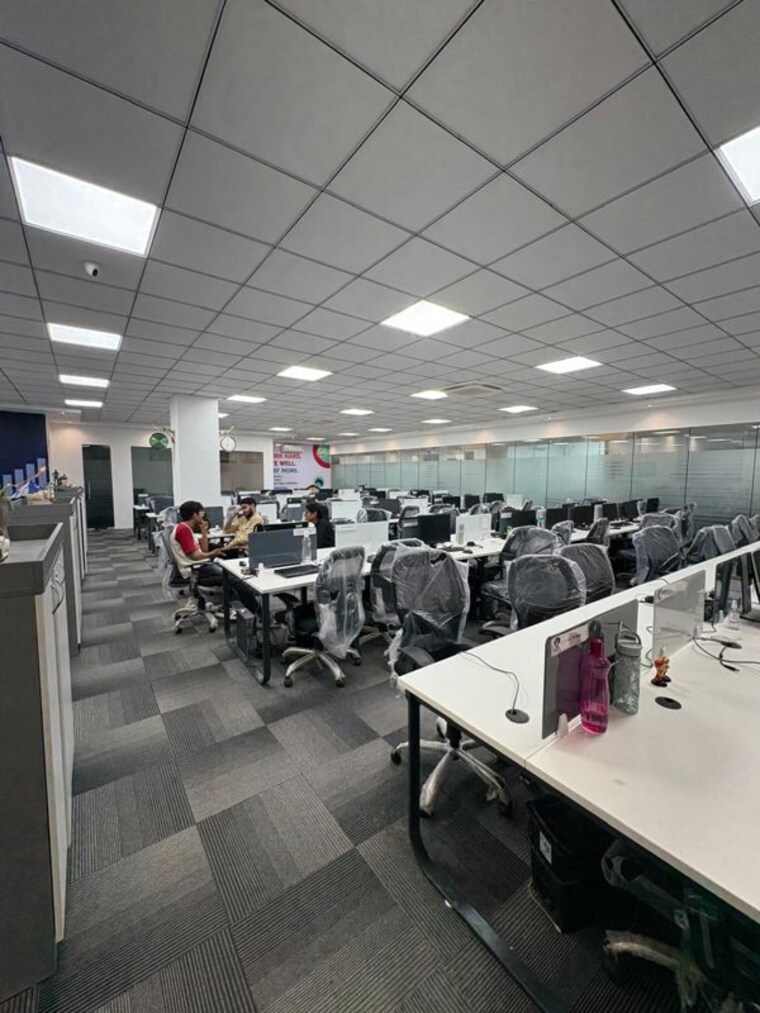 Team Area, sector 63 Commercial Office Space 500 Sq.Ft. In Sector 63 Noida 10778481