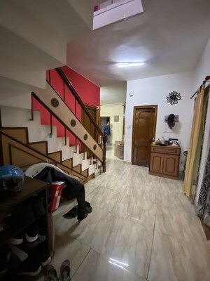 Team Area in 3.5 BHK Independent House at Sector 38west – for Rent
