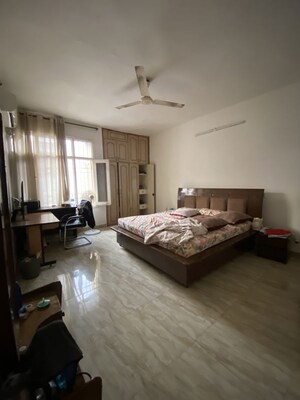 Staircase in 3.5 BHK Independent House at Sector 38west – for Rent