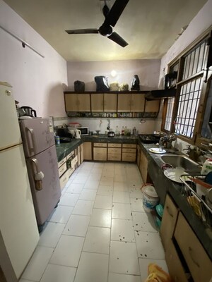Team Area in 3.5 BHK Independent House at Sector 38west – for Rent