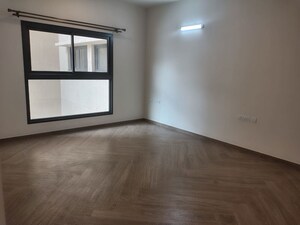Room in 4 BHK Apartment at Sobha Royal Pavilion, Sarjapur Road – for Rent