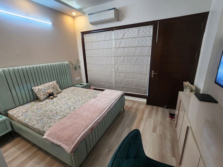 Bedroom, dlf-green-avenue 4 Bedroom 3000 Sq.Ft. Builder Floor In Dlf Phase iv Gurgaon 10778506