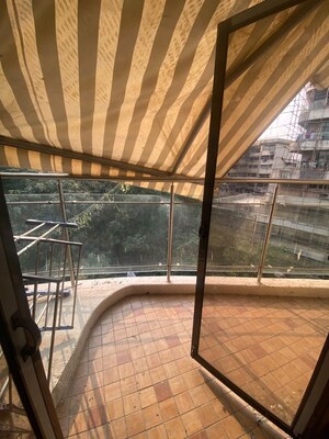 Balcony in 4 BHK Apartment at Bandra West – for Rent